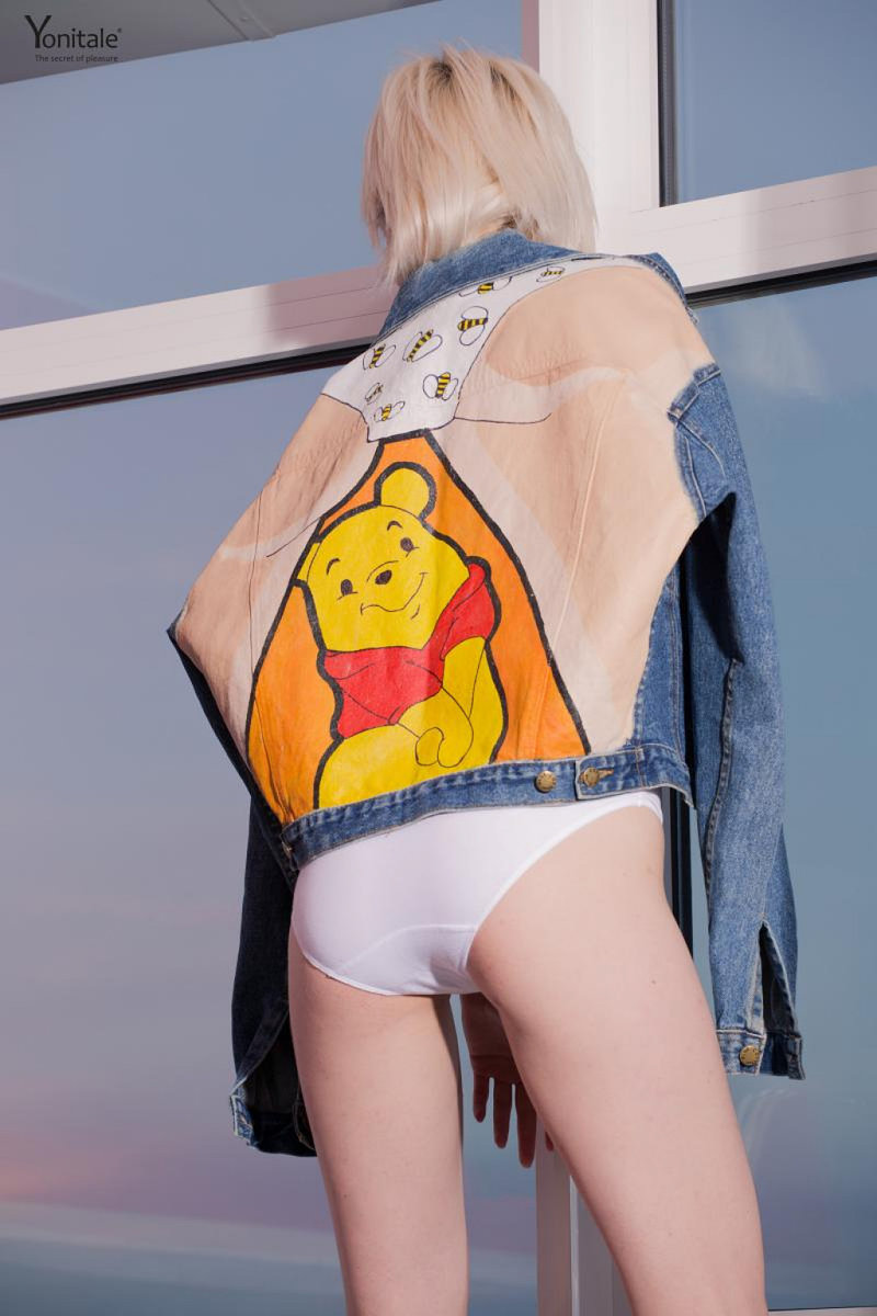 Яна, 22